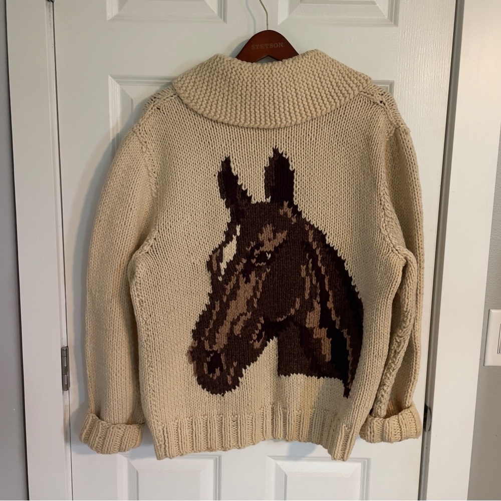 Vintage knit cardigan, sweater with quarter horse pattern